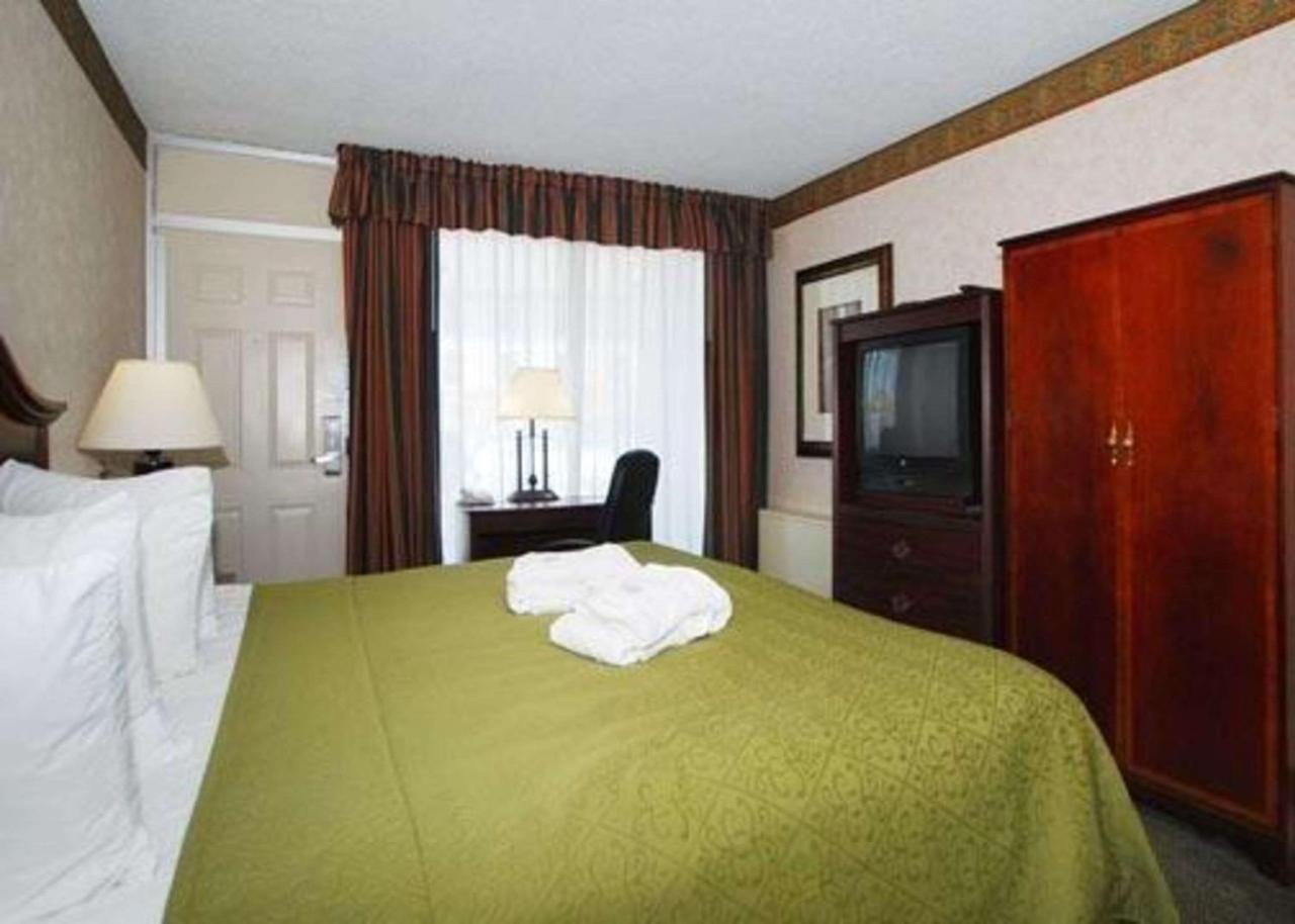 Rodeway Inn Conference Center Crawfordsville Eksteriør bilde