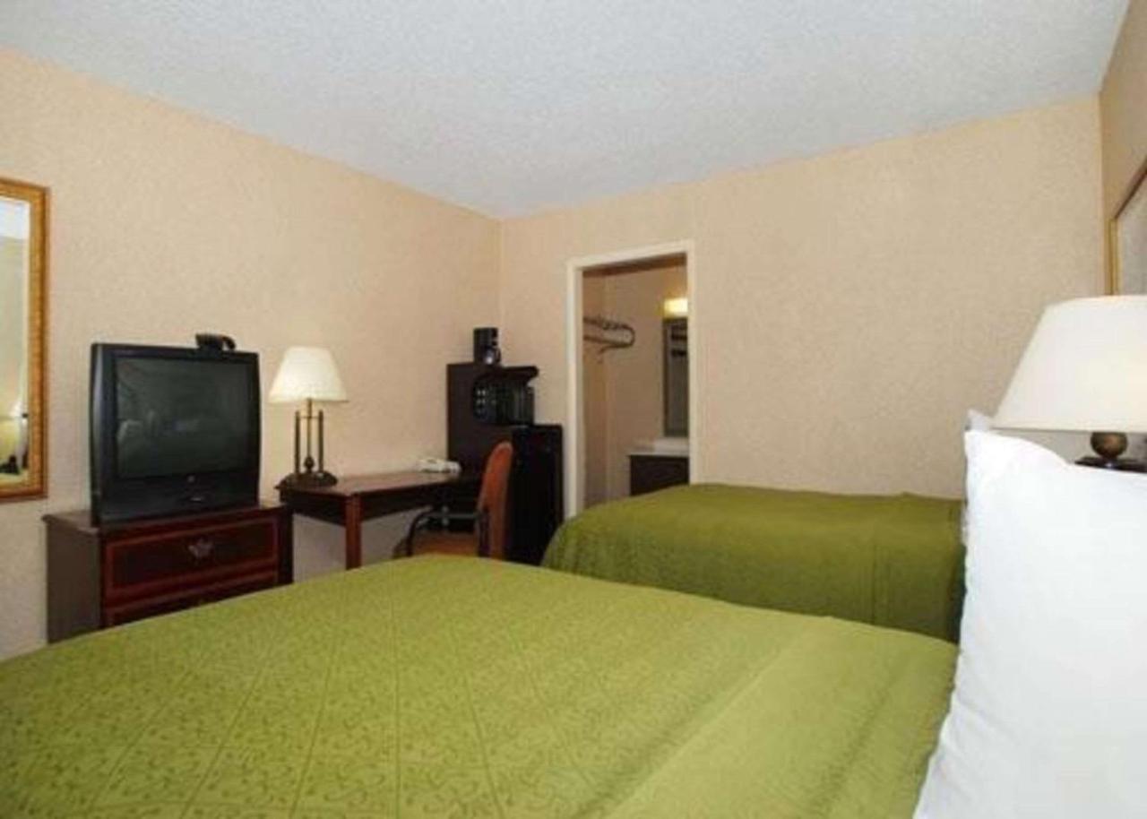 Rodeway Inn Conference Center Crawfordsville Eksteriør bilde